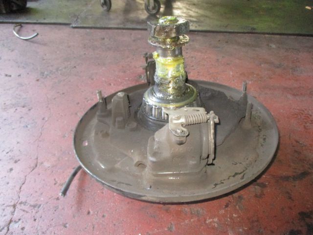 ナックルAy1軸目(左)