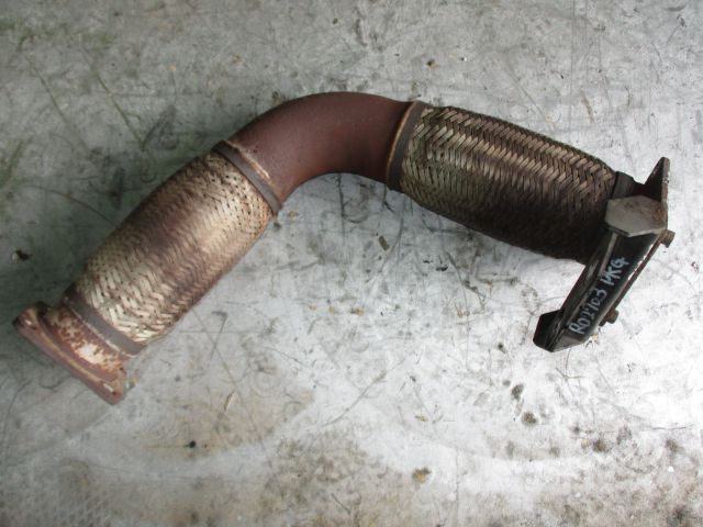 マフラーパイプ