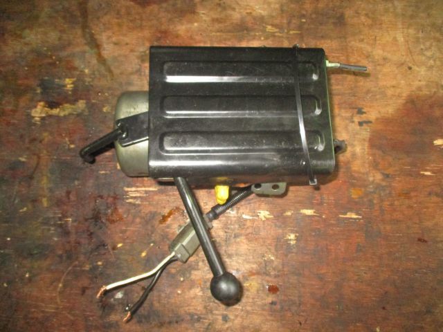 チルトモーター