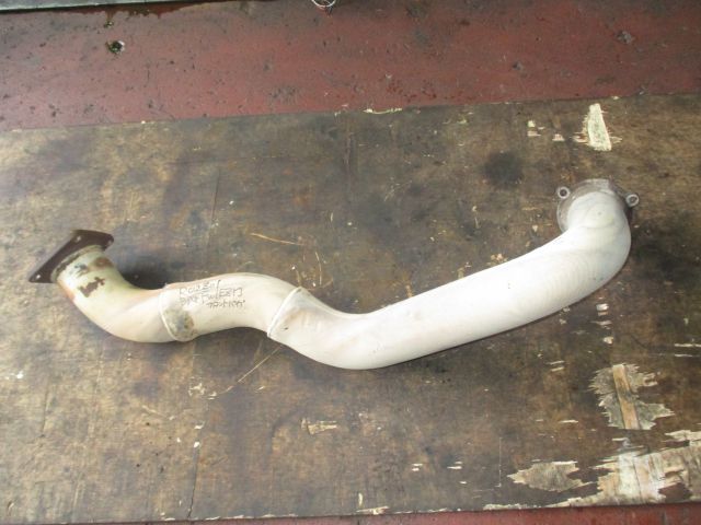 マフラーパイプ