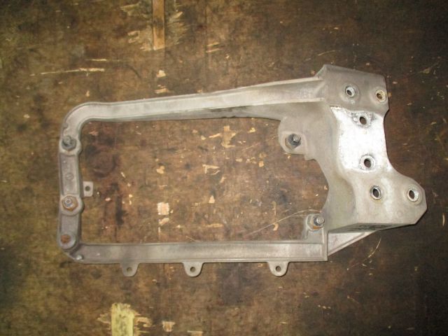 ライトステイ(右)