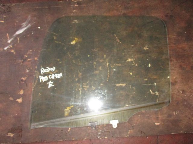 Fドアガラス(左)