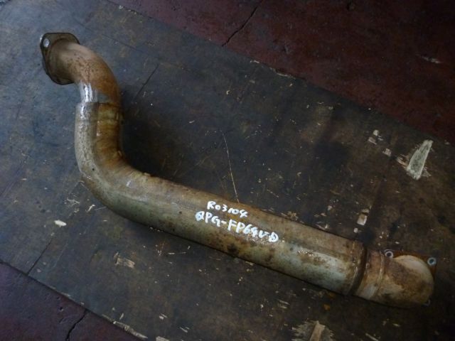 マフラーパイプ