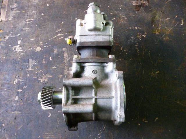 エアーコンプレッサー