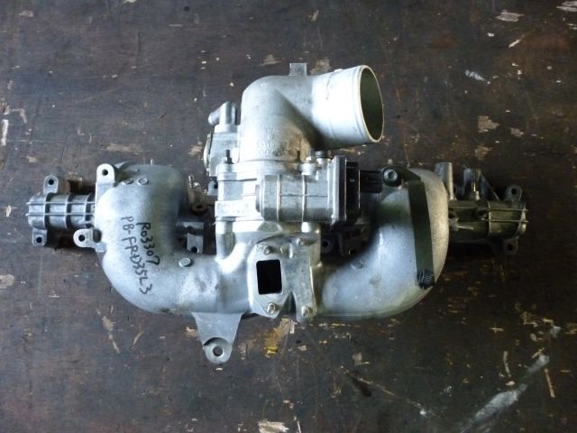 インレットマニホールド