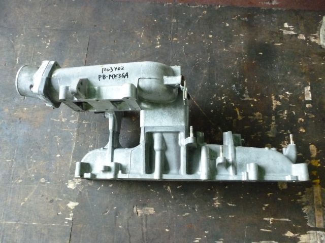 インレットマニホールド