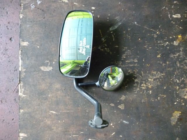 サイドミラーAy(左)