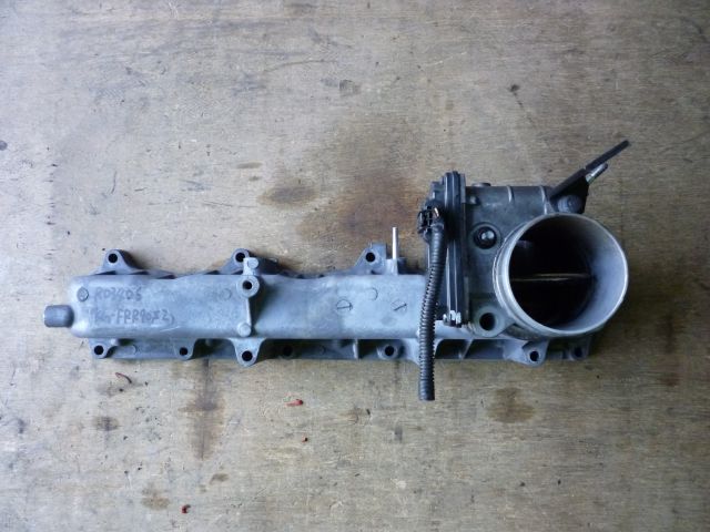 インレットマニホールド