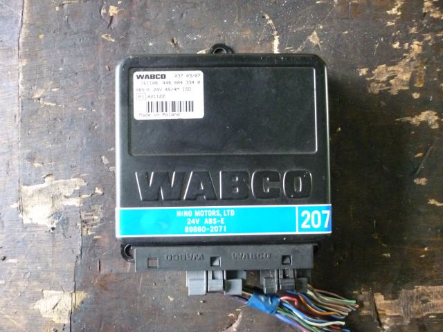 ABSコンピューター