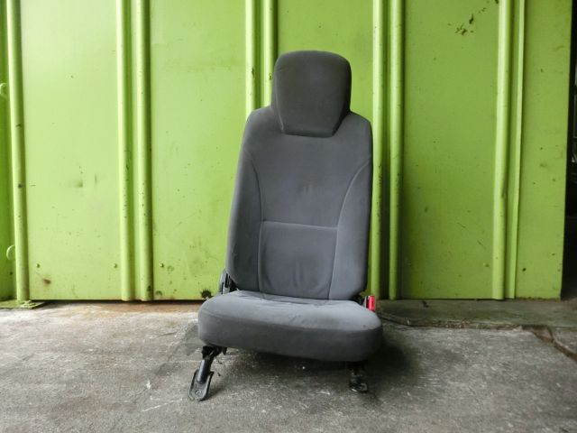 ドライバーシート