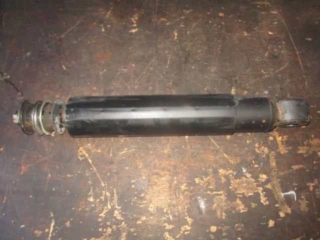 ショックアブソーバー(前右)