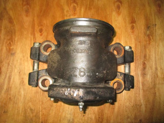 スプリングサドル(右)