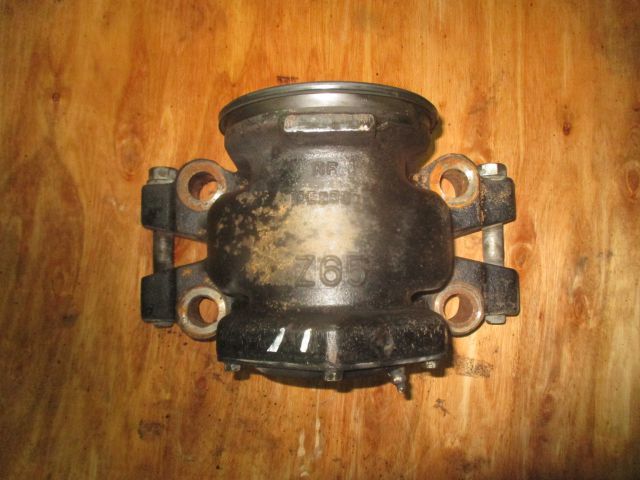 スプリングサドル(左)