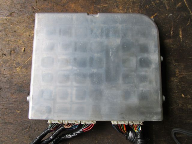 エンジンコンピューター