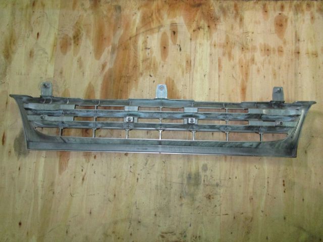 ラジエーターグリル