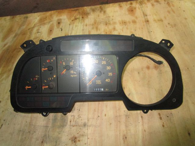 コンビネーションメーター