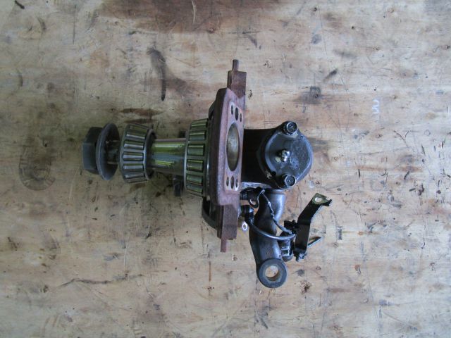 ナックルAy2軸目(左)