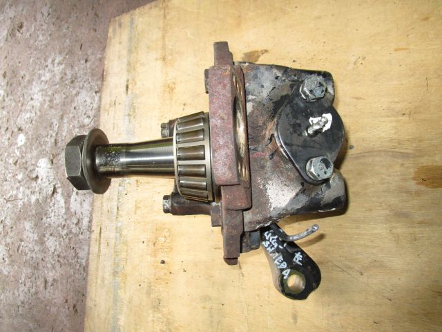 ナックルAy1軸目(左)