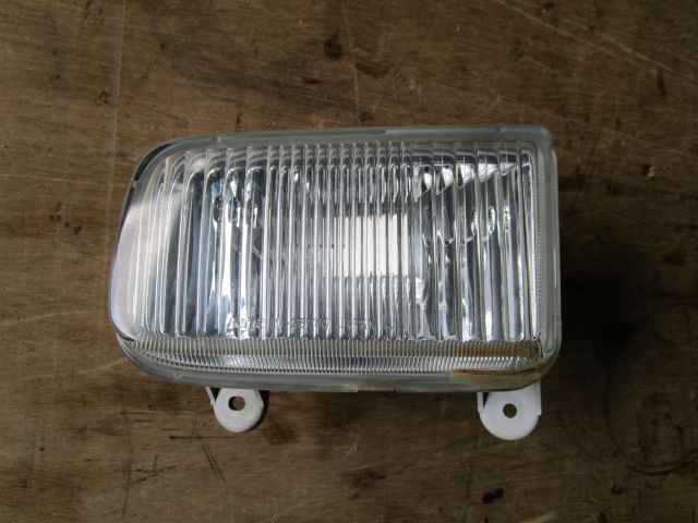 フォグランプ(左)