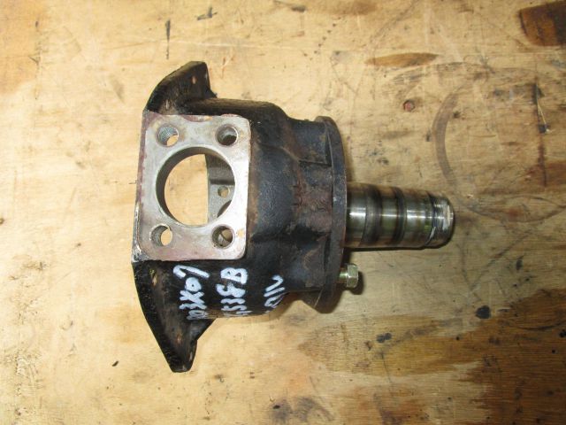 ナックルAy1軸目(右)