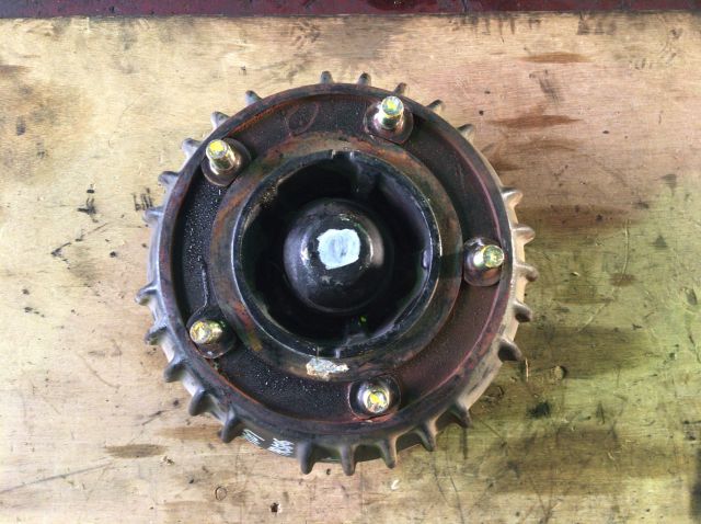 ハブドラAy(前左)