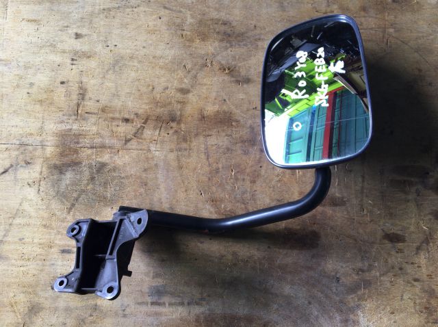 サイドミラーAy(右)