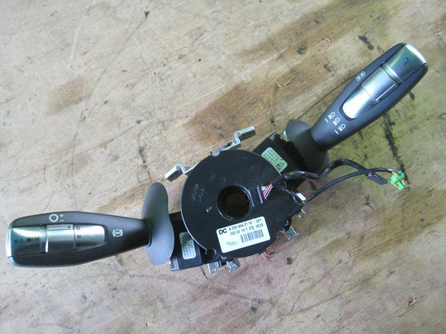 コンビネーションスイッチ