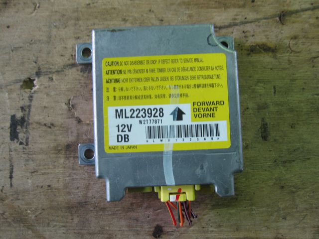 エアバッグコンピューター