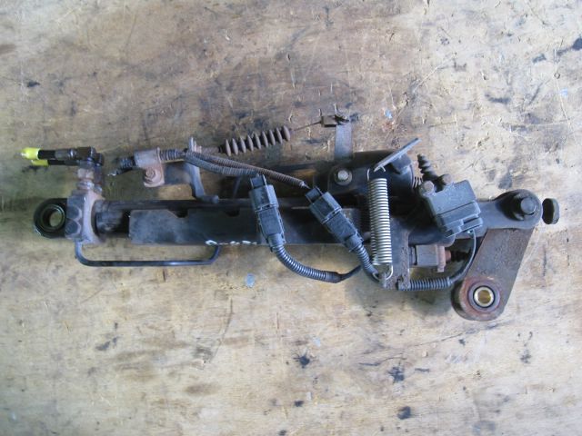 チルトシリンダー