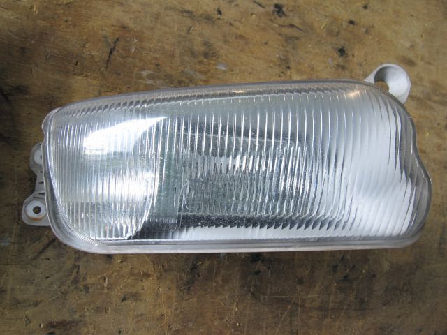 フォグランプ(右)