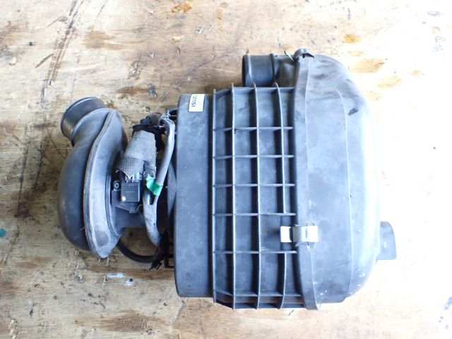 エアクリーナー