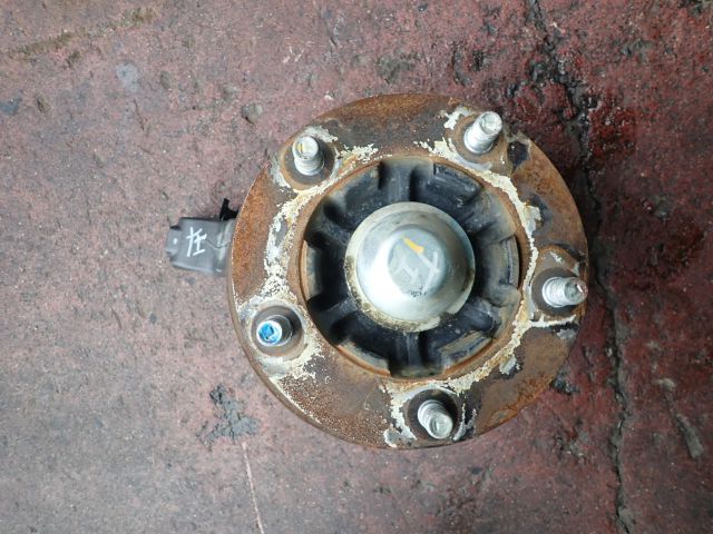 ナックルAy1軸目(左)