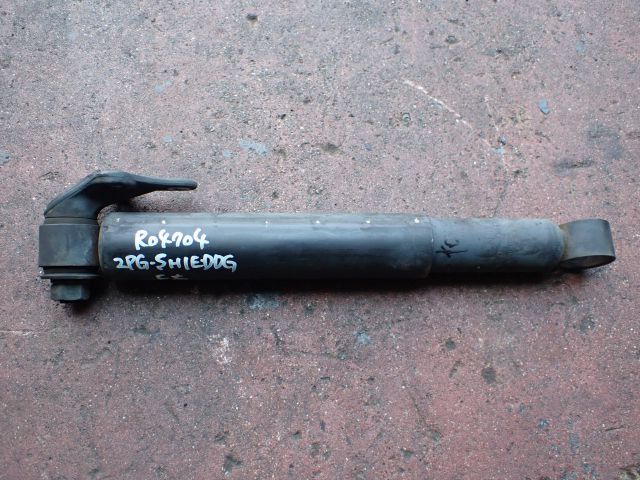 ショックアブソーバー(前右)