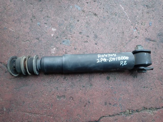 ショックアブソーバー(後右)