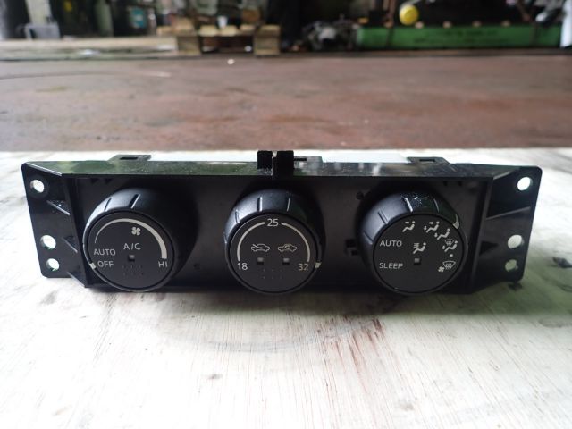 エアコンパネル