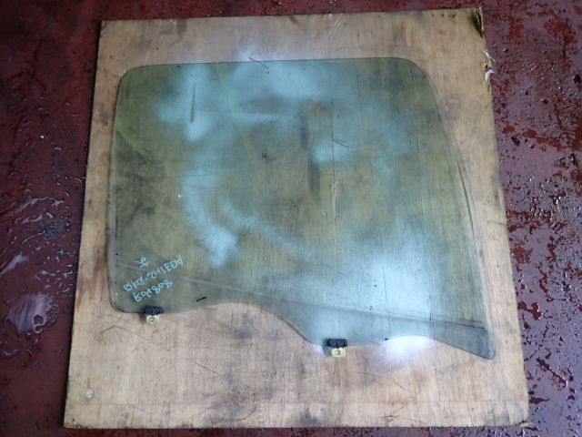 Fドアガラス(右)