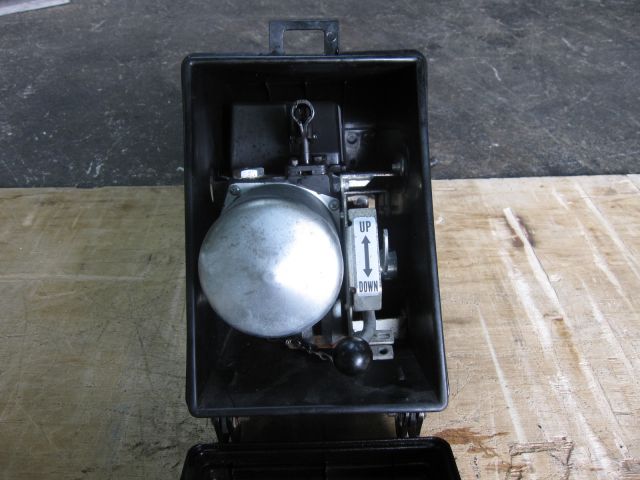 チルトモーター