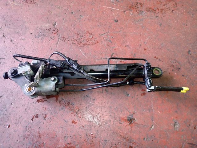 チルトシリンダー