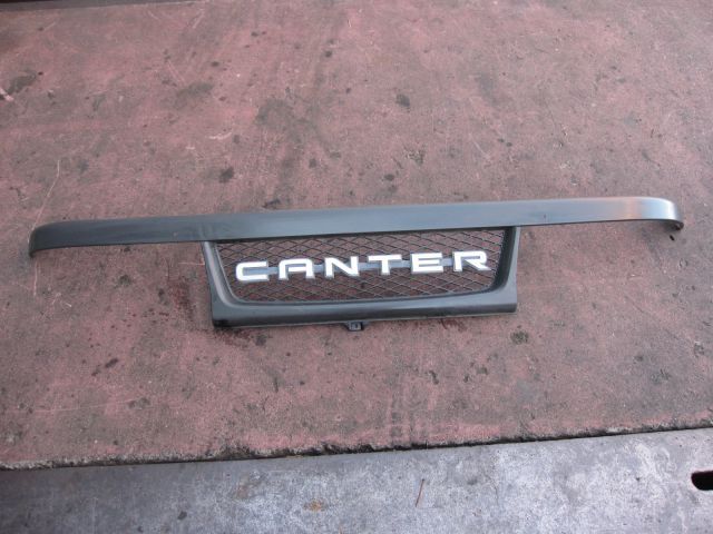 ラジエーターグリル