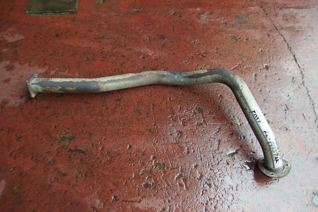 マフラーパイプ