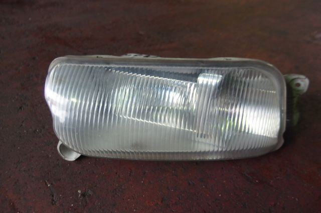 フォグランプ(右)