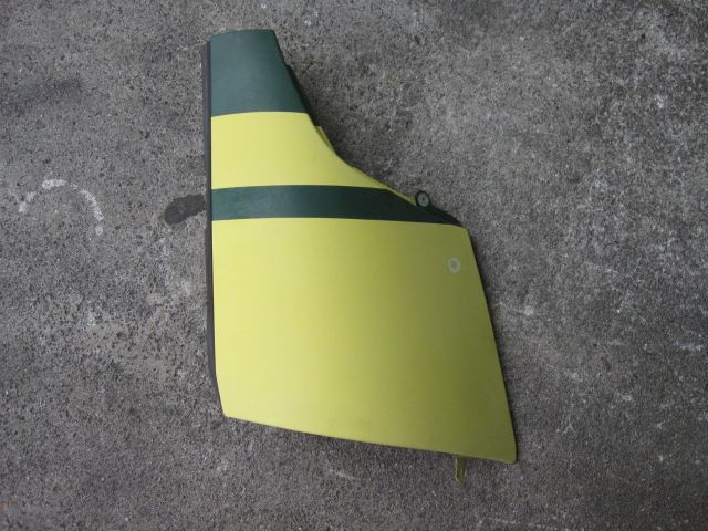 コーナーパネル(右)