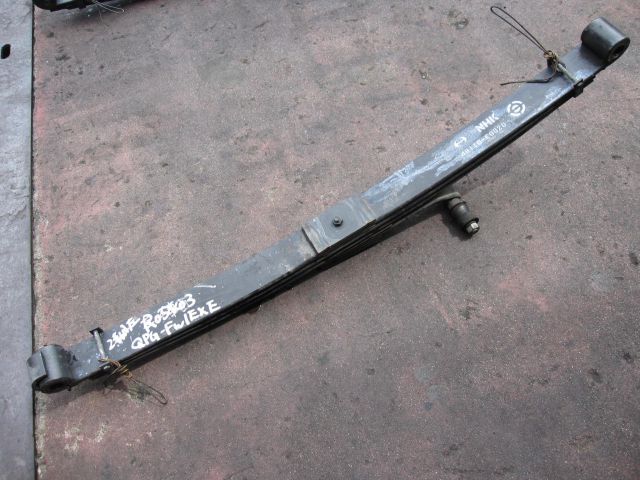 リーフスプリングAy(前左)