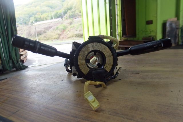 コンビネーションスイッチ