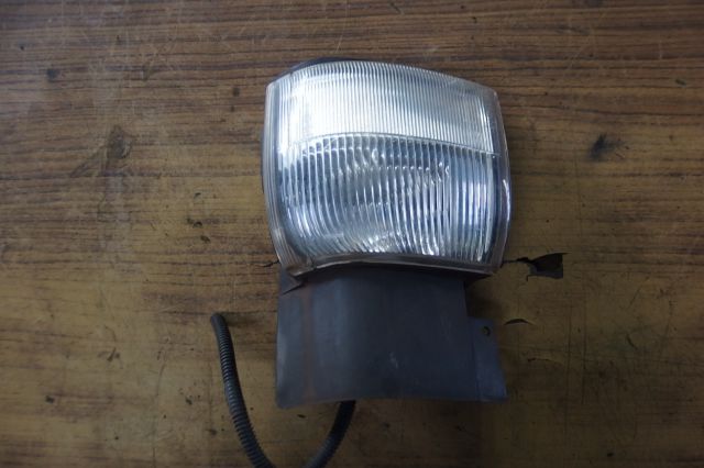 コーナーランプ(右)