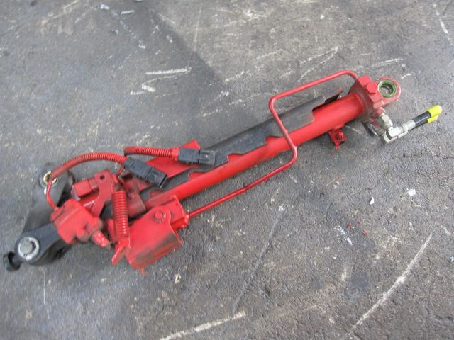 チルトシリンダー