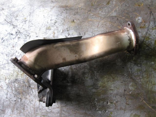 マフラーパイプ