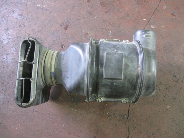 エアクリーナー