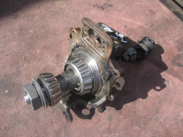 ナックルAy1軸目(右)