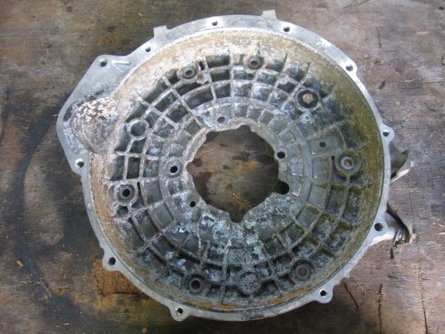 フライホイルハウジング